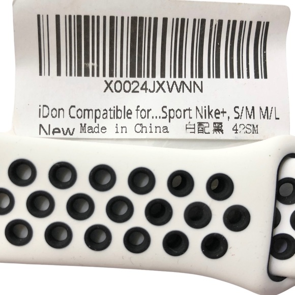 5/$20 NEW WHITE Black Silicone Sport Band Apple Watch 44/45/49mm S/M Holes - Picture 7 of 9